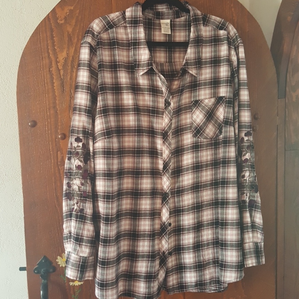 Women's Flannel Shirt